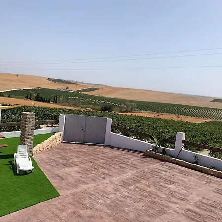 בית נופש Santa Lucia חרז