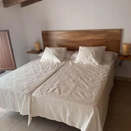 בית נופש Santa Lucia חרז